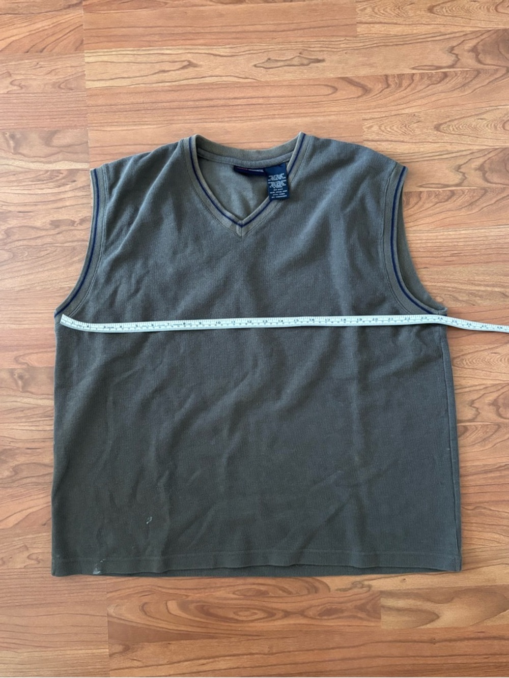 Faded Glory Olive V-Neck Sweater Vest XL